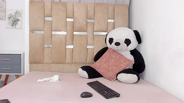 ValentiinaMoon online show from February 11, 2026, 7:52 pm