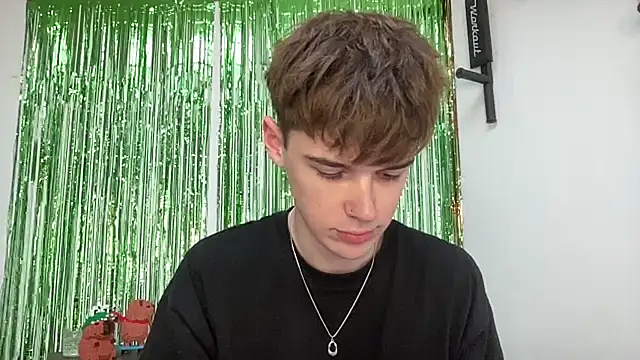 Snapshot of YourMilkyGuy chatting on February 24, 2026, 2:26 pm YourMilkyGuy online show from February 24, 2026, 2:26 pm