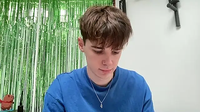 Snapshot of YourMilkyGuy chatting on February 26, 2026, 2:16 pm YourMilkyGuy online show from February 26, 2026, 2:16 pm