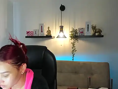 Snapshot of naomy_stanley chatting on March 1, 2026, 8:33 pm naomy stanley online show from March 1, 2026, 8:33 pm