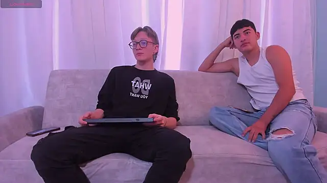 close friends online show from June 30, 2026, 2:18 pm