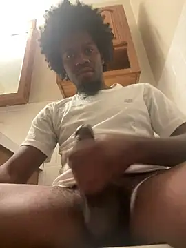 Snapshot of pussyeater_- chatting on February 17, 2026, 5:37 am pussyeater - online show from February 17, 2026, 5:37 am