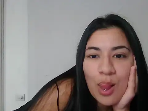 Snapshot of Agusgold22 chatting on February 24, 2026, 12:36 pm Agusgold22 online show from February 24, 2026, 12:36 pm