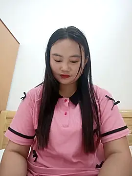 lisn-cute online show from April 10, 2026, 2:06 am