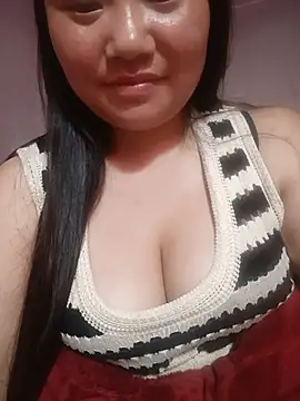 Snapshot of lisn-cute chatting on June 24, 2026, 2:49 pm lisn-cute online show from June 24, 2026, 2:49 pm