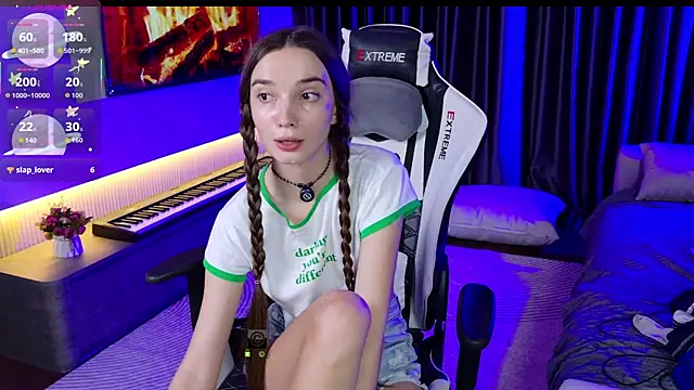 AnnyShore online show from February 14, 2026, 3:09 pm