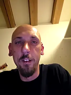 Snapshot of Ninfo920817 chatting on February 13, 2026, 5:36 am Ninfo920817 online show from February 13, 2026, 5:36 am