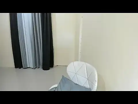 NaughtyAmandaXxx online show from February 15, 2026, 8:16 pm