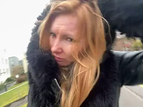 Snapshot of JenyJanys chatting on February 11, 2026, 12:32 pm JenyJanys online show from February 11, 2026, 12:32 pm