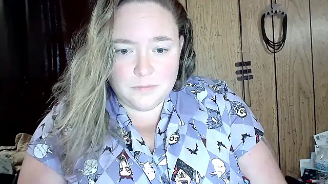 ladylynn13 online show from February 12, 2026, 7:09 pm