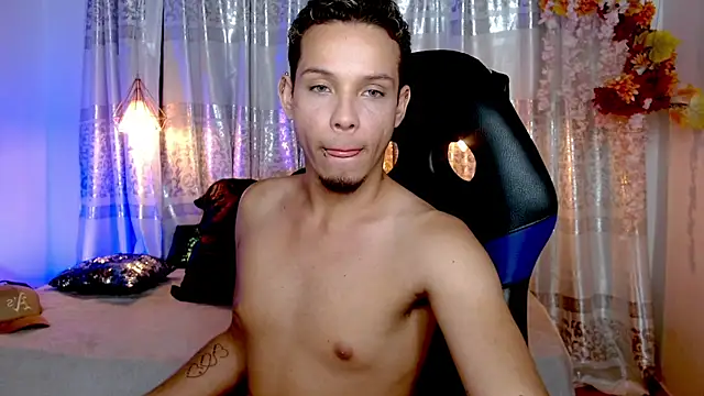 Snapshot of Gael_zambrano chatting on February 14, 2026, 6:15 pm Gael zambrano online show from February 14, 2026, 6:15 pm