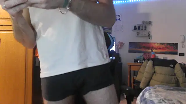 Snapshot of maestroboris95 chatting on March 1, 2026, 9:17 pm maestroboris95 online show from March 1, 2026, 9:17 pm