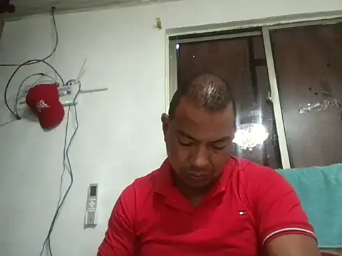 Quillero18 online show from February 10, 2026, 4:11 pm