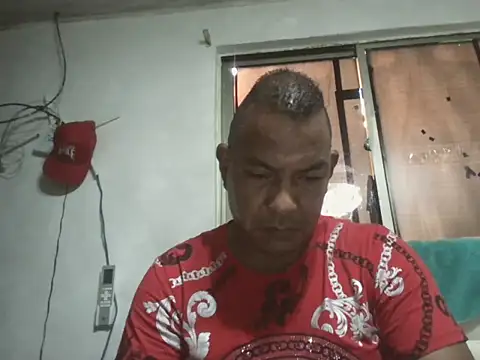 Quillero18 online show from May 20, 2026, 8:37 pm