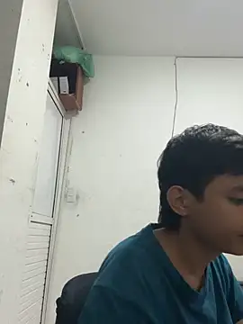 Snapshot of two_cam_latin chatting on February 25, 2026, 8:51 pm two cam latin online show from February 25, 2026, 8:51 pm