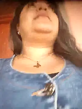 tania queen online show from February 21, 2026, 9:38 pm