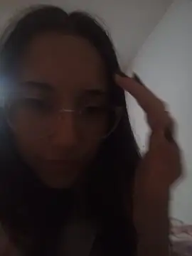 isaaabelaaa online show from February 9, 2026, 2:26 am