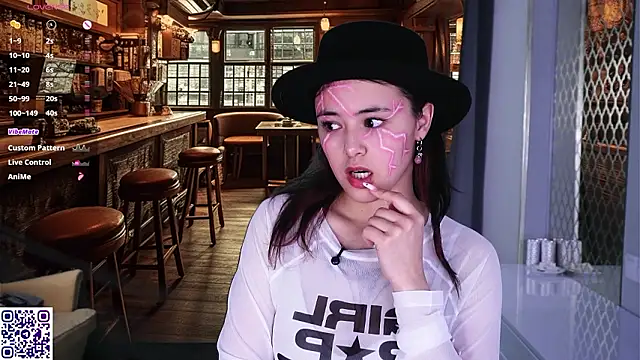 Snapshot of VerlieChahal chatting on March 13, 2026, 7:53 pm VerlieChahal online show from March 13, 2026, 7:53 pm