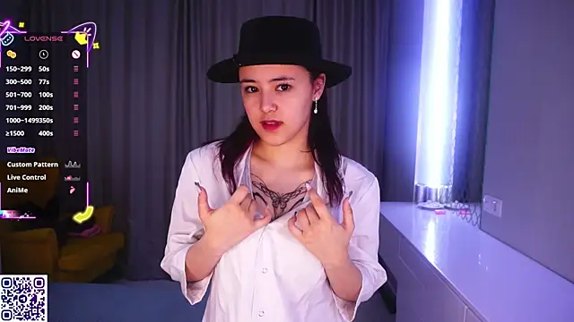 Snapshot of VerlieChahal chatting on March 30, 2026, 8:43 pm VerlieChahal online show from March 30, 2026, 8:43 pm