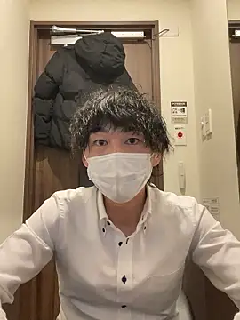 --ha-ru-- online show from February 15, 2026, 11:41 am