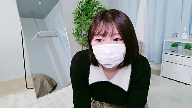 Saki chanF online show from March 10, 2026, 7:02 am