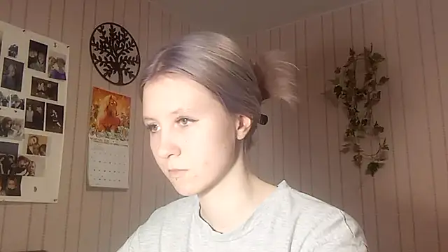 RunawayBr1de online show from February 27, 2026, 3:12 pm