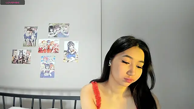 Snapshot of aiko_vex chatting on February 18, 2026, 2:29 am aiko vex online show from February 18, 2026, 2:29 am