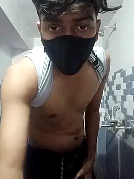 hotyboy 89 online show from May 14, 2026, 4:14 pm