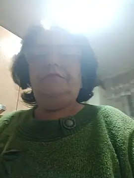 xMaryxAnne online show from May 13, 2026, 12:19 am