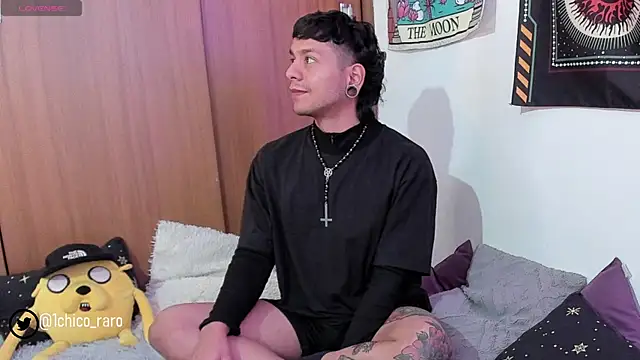 acid timee online show from February 5, 2025, 10:55 pm