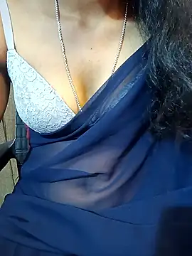 Snapshot of manu_sexy_ chatting on February 20, 2026, 1:11 pm manu sexy online show from February 20, 2026, 1:11 pm