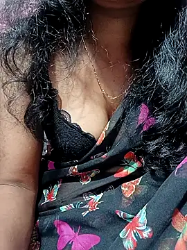 manu sexy  online show from March 12, 2026, 11:00 pm