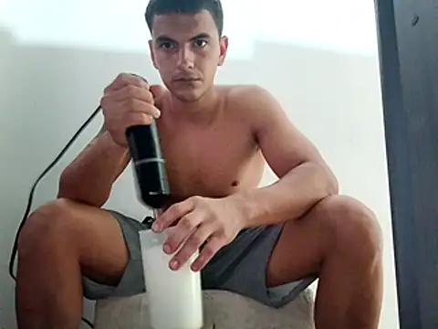 Snapshot of Ironid chatting on February 13, 2026, 5:53 pm Ironid online show from February 13, 2026, 5:53 pm