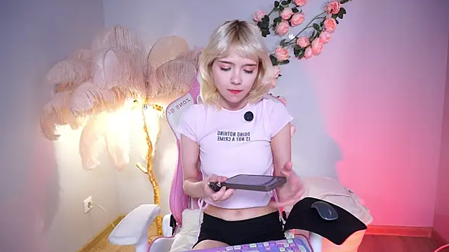 wow angel online show from May 20, 2026, 5:35 am