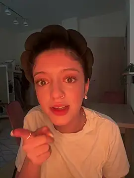 Snapshot of ValeriaVenom chatting on February 22, 2026, 7:51 am ValeriaVenom online show from February 22, 2026, 7:51 am