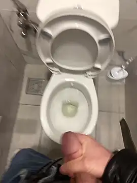 Snapshot of fenasixx chatting on February 10, 2026, 6:39 am fenasixx online show from February 10, 2026, 6:39 am