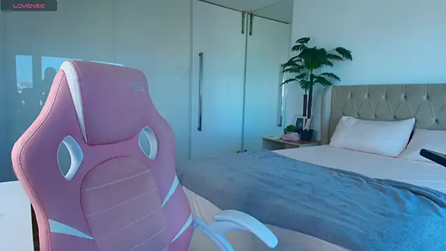 Kathy Deann online show from March 25, 2026, 11:27 am