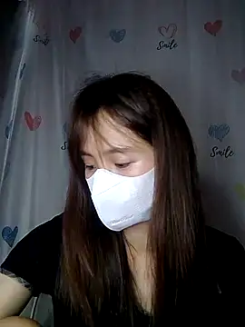 Snapshot of -Bada- chatting on April 13, 2026, 1:27 pm -Bada- online show from April 13, 2026, 1:27 pm