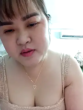 Snapshot of Kee-kimlee chatting on March 7, 2026, 2:52 am Kee-kimlee online show from March 7, 2026, 2:52 am