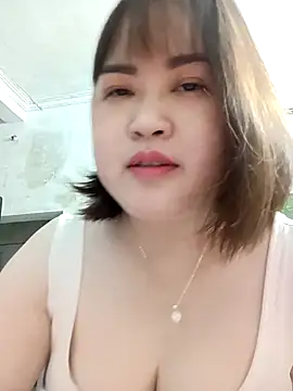 Snapshot of Kee-kimlee chatting on March 25, 2026, 1:33 am Kee-kimlee online show from March 25, 2026, 1:33 am