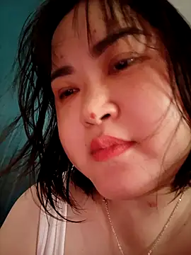 Snapshot of Kee-kimlee chatting on April 8, 2026, 1:38 am Kee-kimlee online show from April 8, 2026, 1:38 am