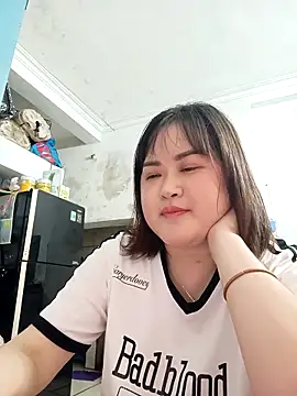 Snapshot of Kee-kimlee chatting on April 12, 2026, 2:44 pm Kee-kimlee online show from April 12, 2026, 2:44 pm