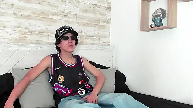 Jordi Cooper online show from February 21, 2026, 4:02 am