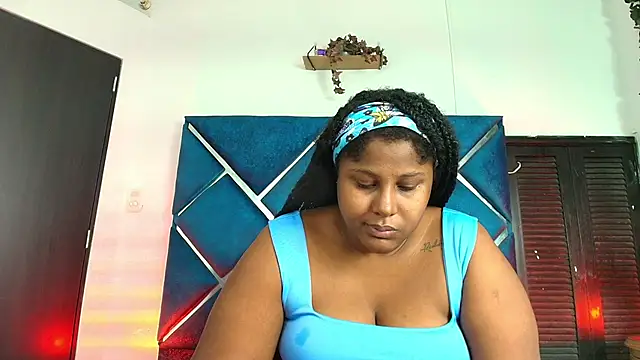 AlexaRousse4u online show from April 19, 2026, 2:22 am