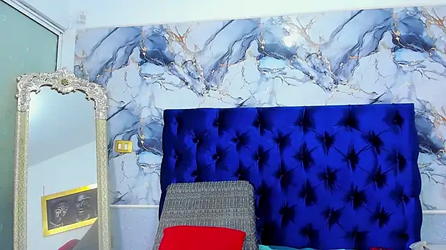 EBONY SWEEET  online show from March 19, 2026, 3:43 am