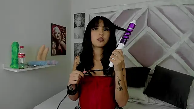 luxx 11 online show from April 18, 2026, 6:45 pm