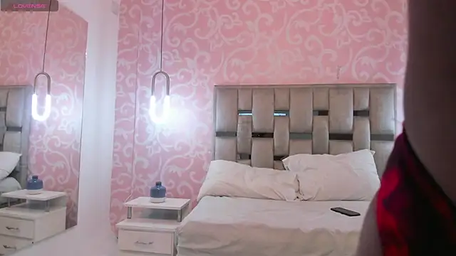 Snapshot of SamanthaGrace1 chatting on February 10, 2026, 10:03 pm SamanthaGrace1 online show from February 10, 2026, 10:03 pm