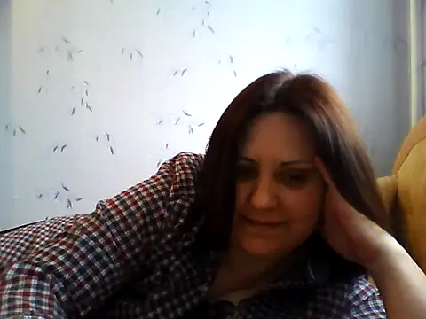 Snapshot of LockyCharm111 chatting on April 23, 2026, 3:25 pm LockyCharm111 online show from April 23, 2026, 3:25 pm