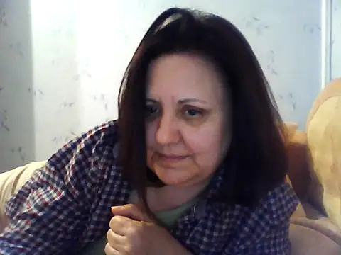 Snapshot of LockyCharm111 chatting on May 3, 2026, 9:10 pm LockyCharm111 online show from May 3, 2026, 9:10 pm