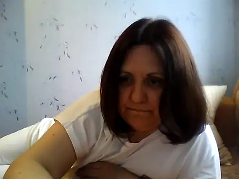 Snapshot of LockyCharm111 chatting on May 9, 2026, 3:39 pm LockyCharm111 online show from May 9, 2026, 3:39 pm